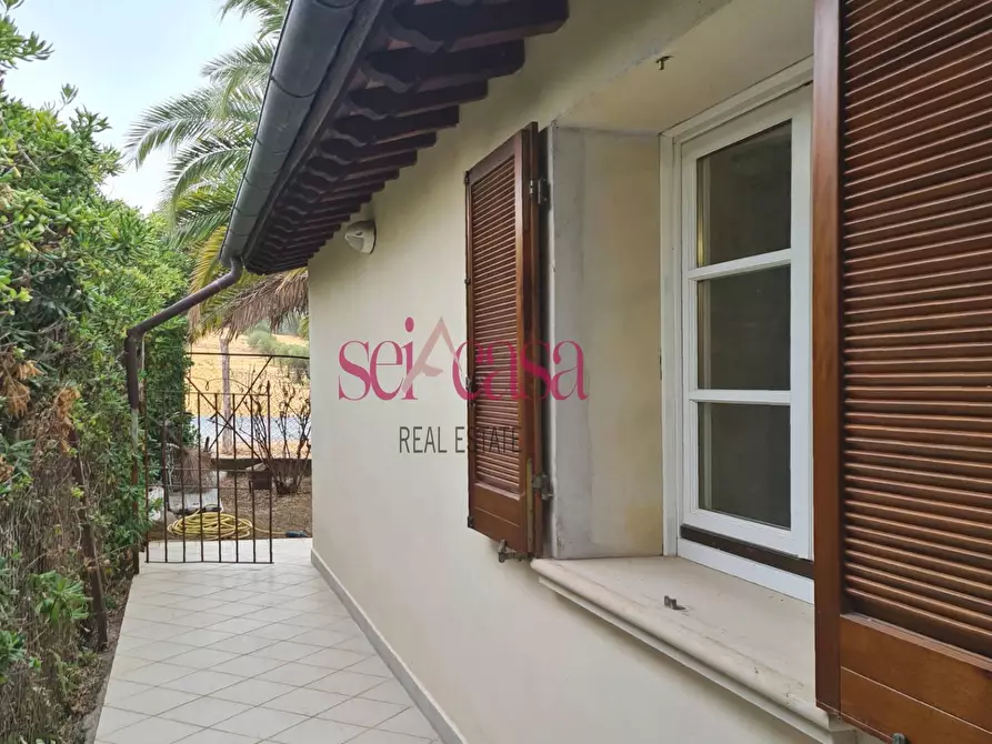 Immagine 18 di Villa in vendita  a Scarlino