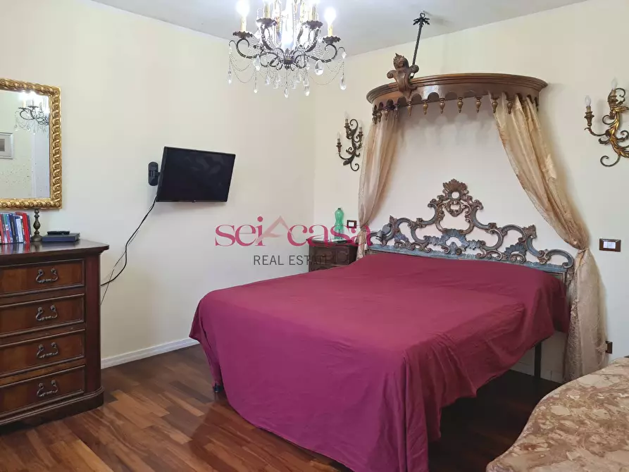 Immagine 9 di Villa in vendita  a Scarlino