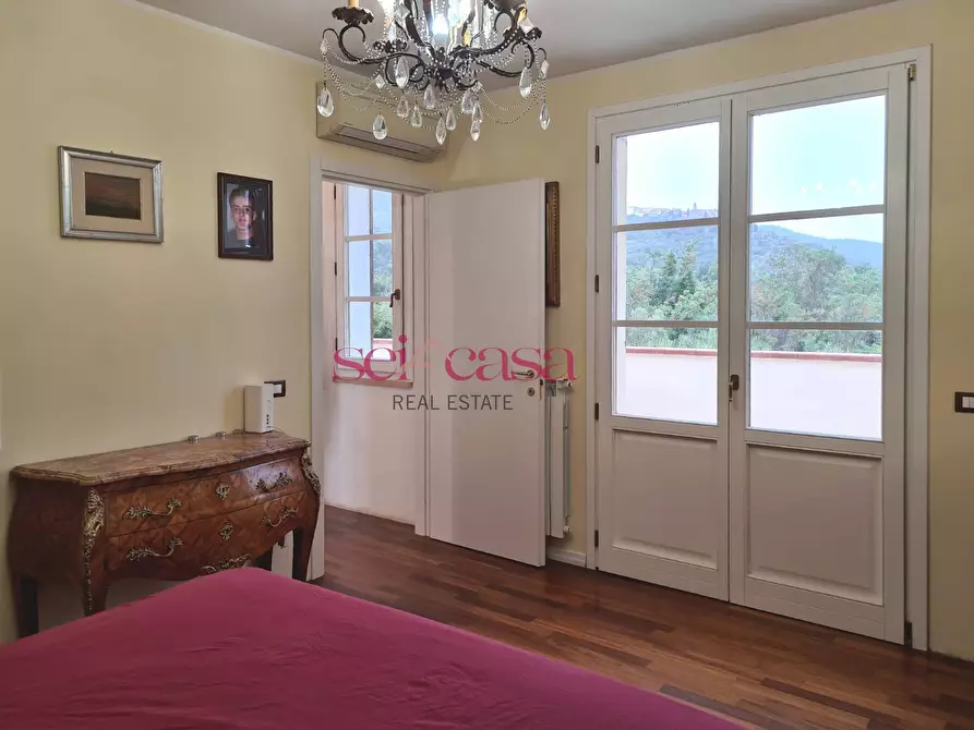 Immagine 11 di Villa in vendita  a Scarlino