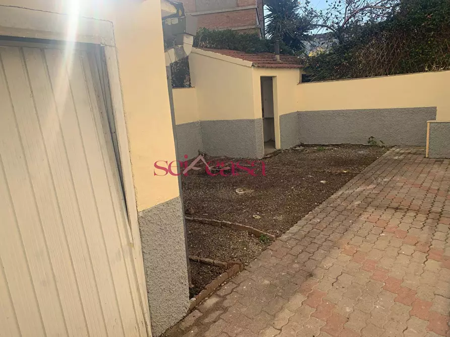 Immagine 6 di Casa indipendente in vendita  a Grosseto