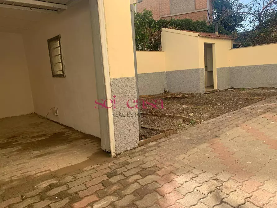 Immagine 9 di Casa indipendente in vendita  a Grosseto