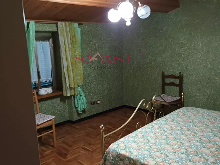 Immagine 6 di Camera in vendita  a Castel Del Piano