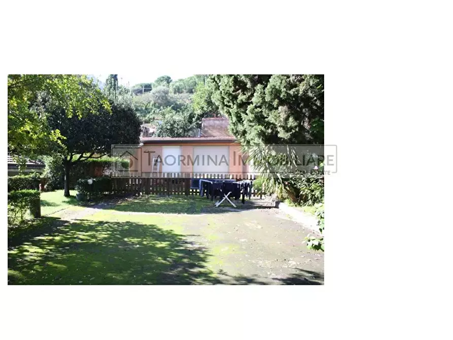 Immagine 1 di Villa in vendita  in via Nazionale a Taormina
