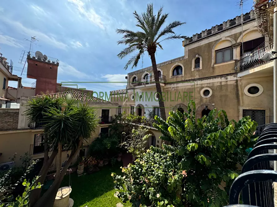 Immagine 3 di Appartamento in vendita  in Via Giovanni Bosco a Taormina