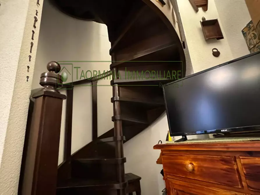 Immagine 13 di Appartamento in vendita  in Via Giovanni Bosco a Taormina