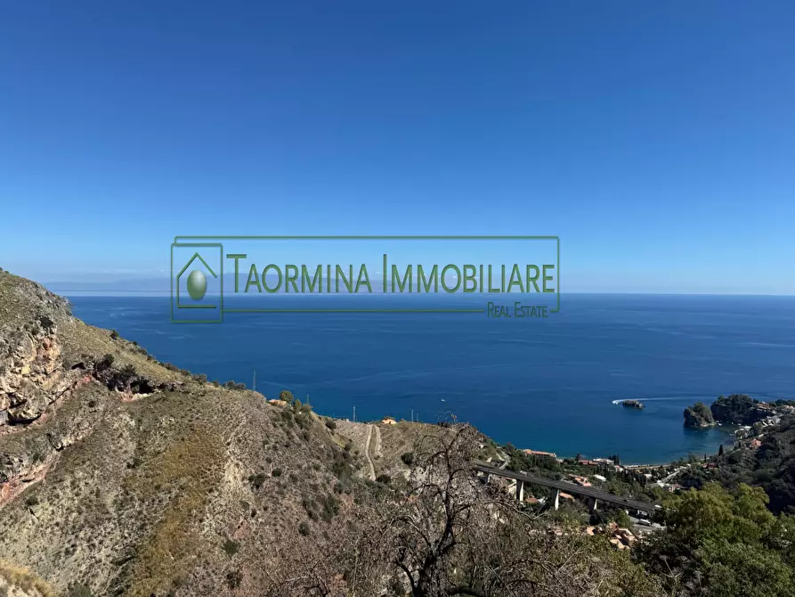 Immagine 1 di Appartamento in affitto  in Via D.H. Lawrence a Taormina