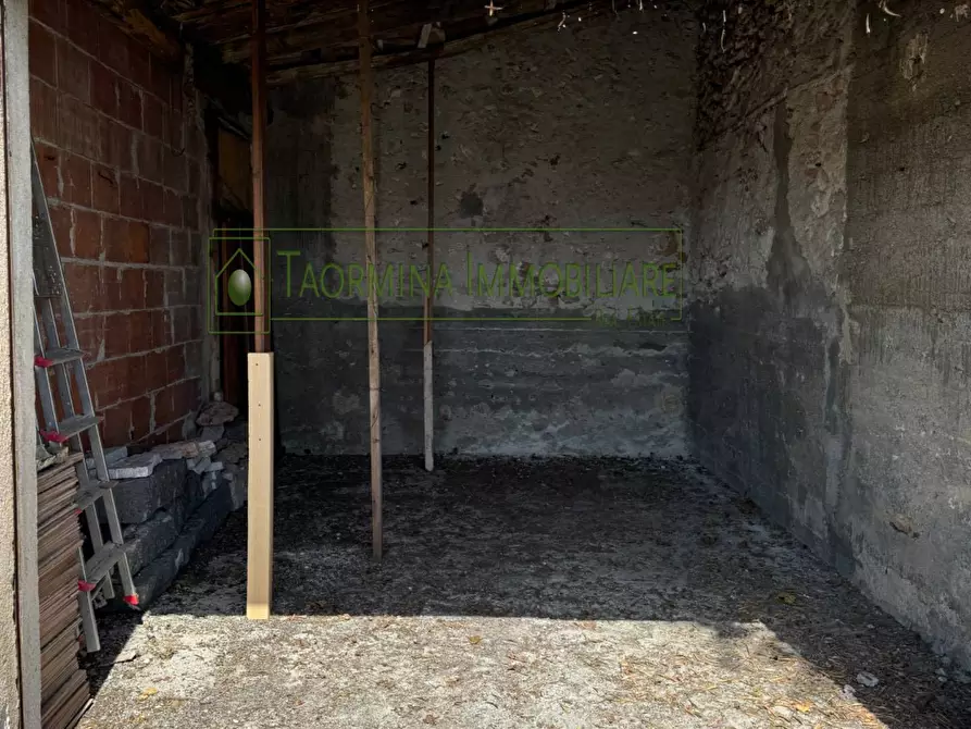 Immagine 21 di Villa in vendita  in via D. H . Lawrence a Taormina