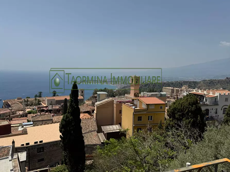 Immagine 20 di Albergo/B&B/Residence in vendita  in via circonvallazione a Taormina