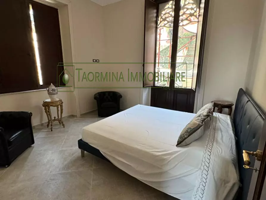 Immagine 24 di Albergo/B&B/Residence in vendita  in via circonvallazione a Taormina