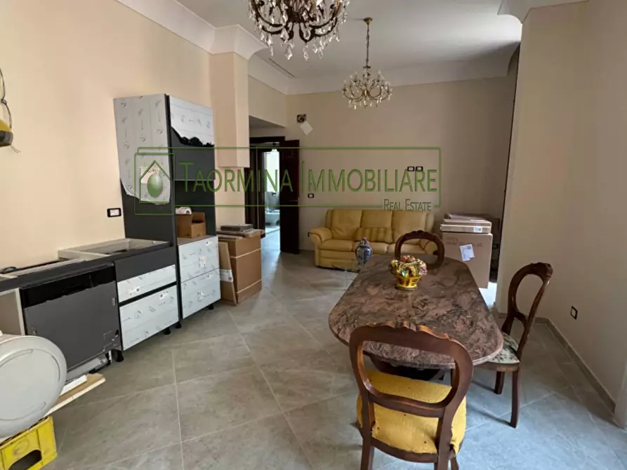 Immagine 25 di Albergo/B&B/Residence in vendita  in via circonvallazione a Taormina