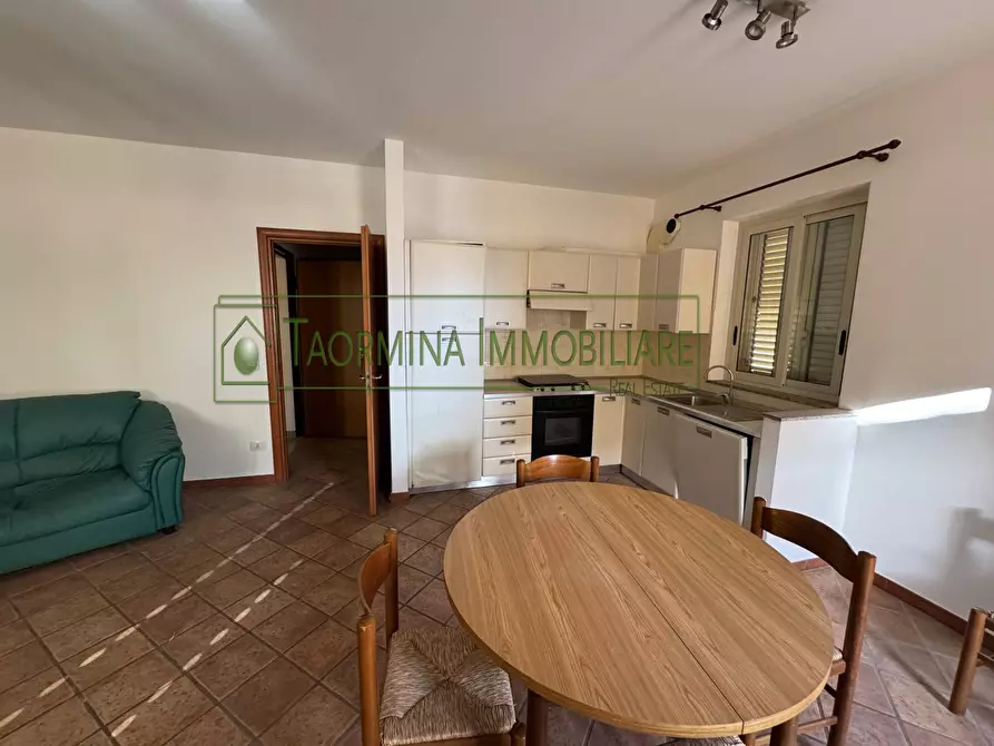 Immagine 4 di Appartamento in vendita  in Via Colajanni a Taormina