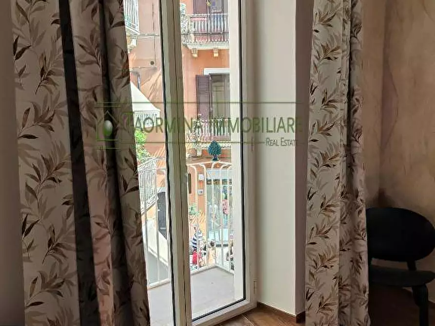 Immagine 10 di Appartamento in vendita  in Corso Umberto a Taormina