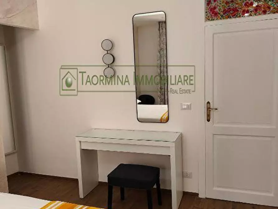 Immagine 15 di Appartamento in vendita  in Corso Umberto a Taormina