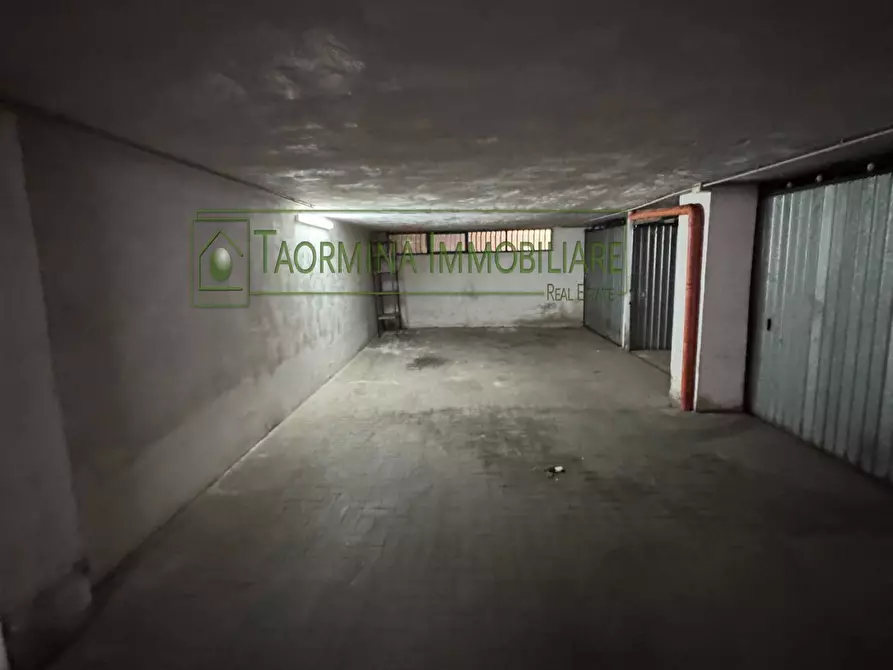 Immagine 2 di Box auto in vendita  in Via Nunzio Nasi a Gaggi