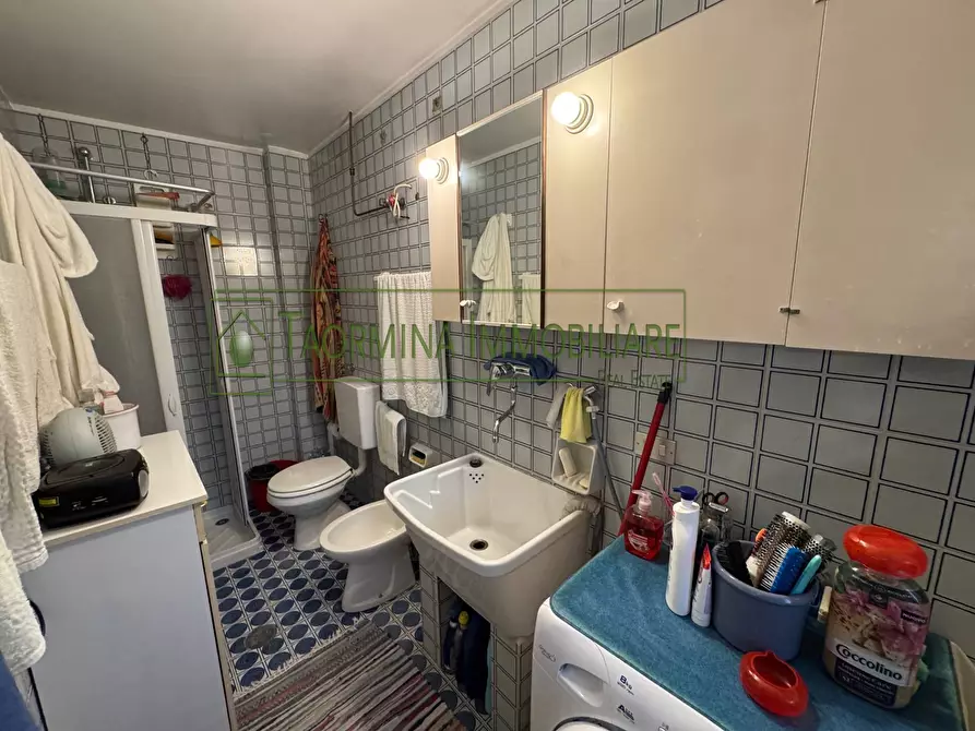 Immagine 25 di Appartamento in vendita  in Via Calapitrulli a Taormina