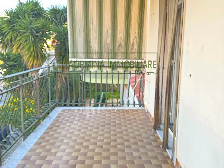 Immagine 2 di Appartamento in vendita  in Corso delle Province a Gaggi