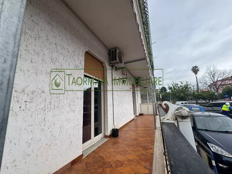 Immagine 7 di Appartamento in vendita  in Via Venezia a Giardini-Naxos