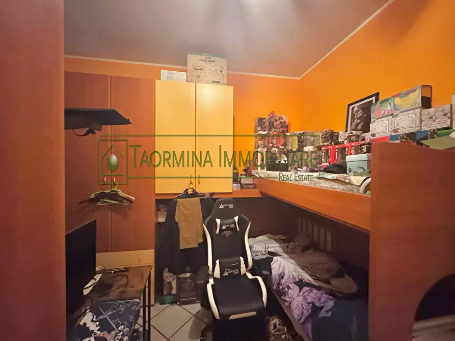 Immagine 14 di Appartamento in vendita  in Via Venezia a Giardini-Naxos