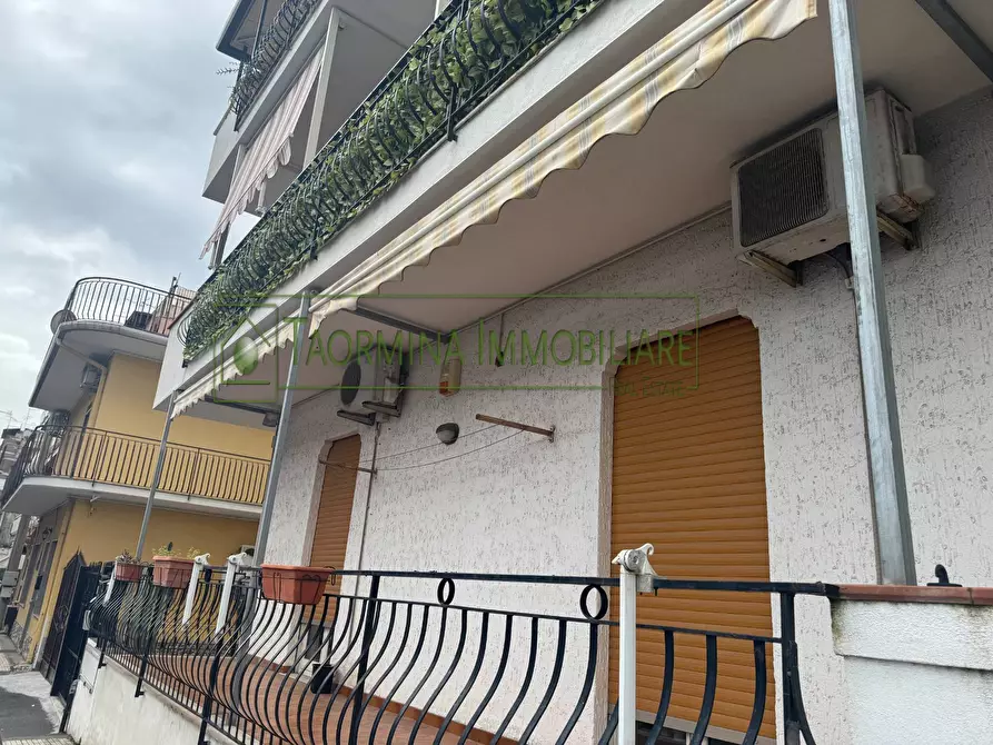 Immagine 6 di Appartamento in vendita  in Via Venezia a Giardini-Naxos