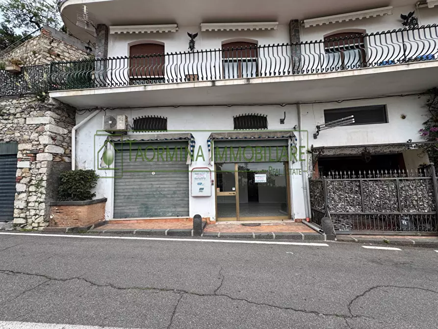Immagine 7 di Ufficio in affitto  in Via Leonardo Da Vinci a Taormina
