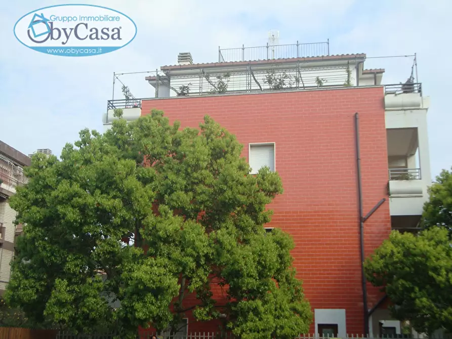 Immagine 29 di Appartamento in affitto  in Via Alessandro Volta a Santa Marinella