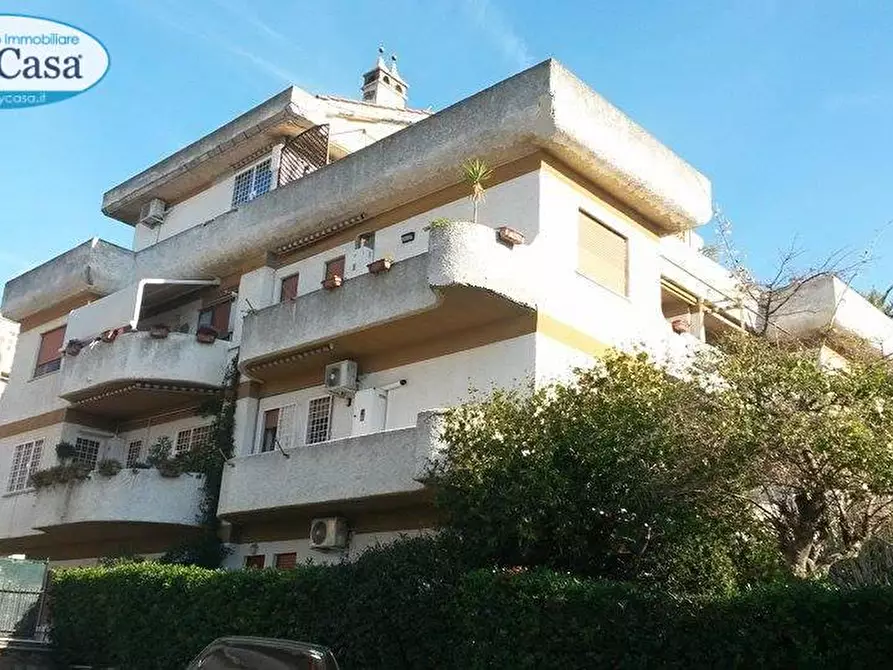 Immagine 1 di Appartamento in vendita  in Via Raffaello a Santa Marinella