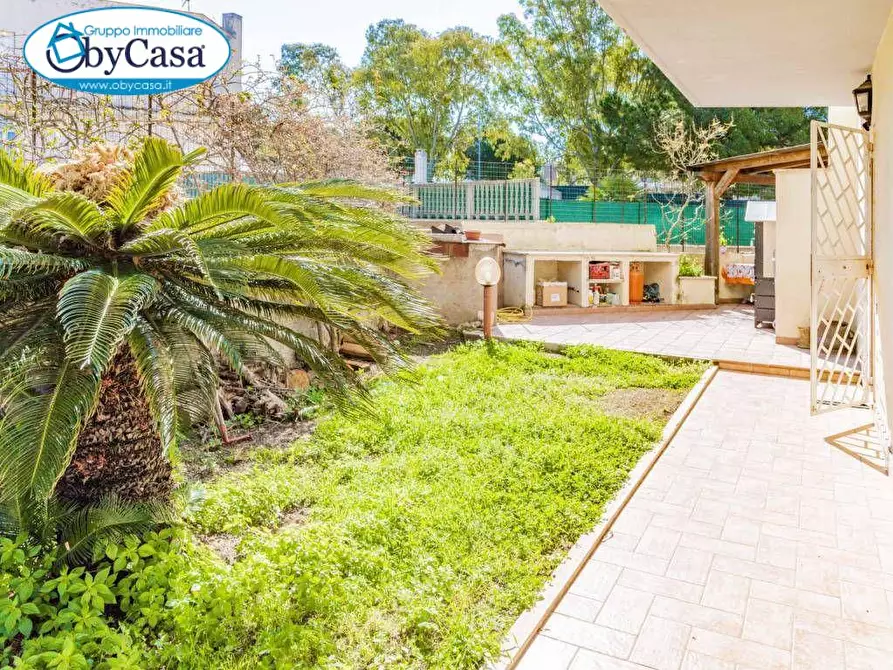 Immagine 2 di Villa in vendita  a Santa Marinella