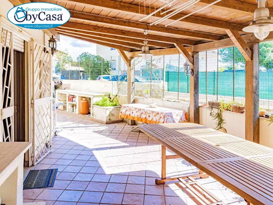 Immagine 5 di Villa in vendita  a Santa Marinella