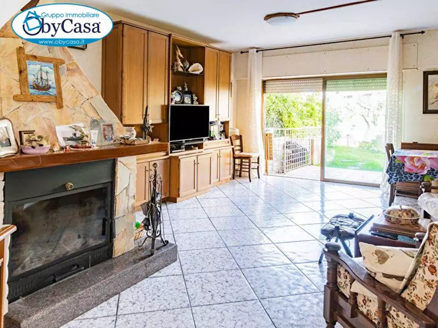 Immagine 7 di Villa in vendita  a Santa Marinella