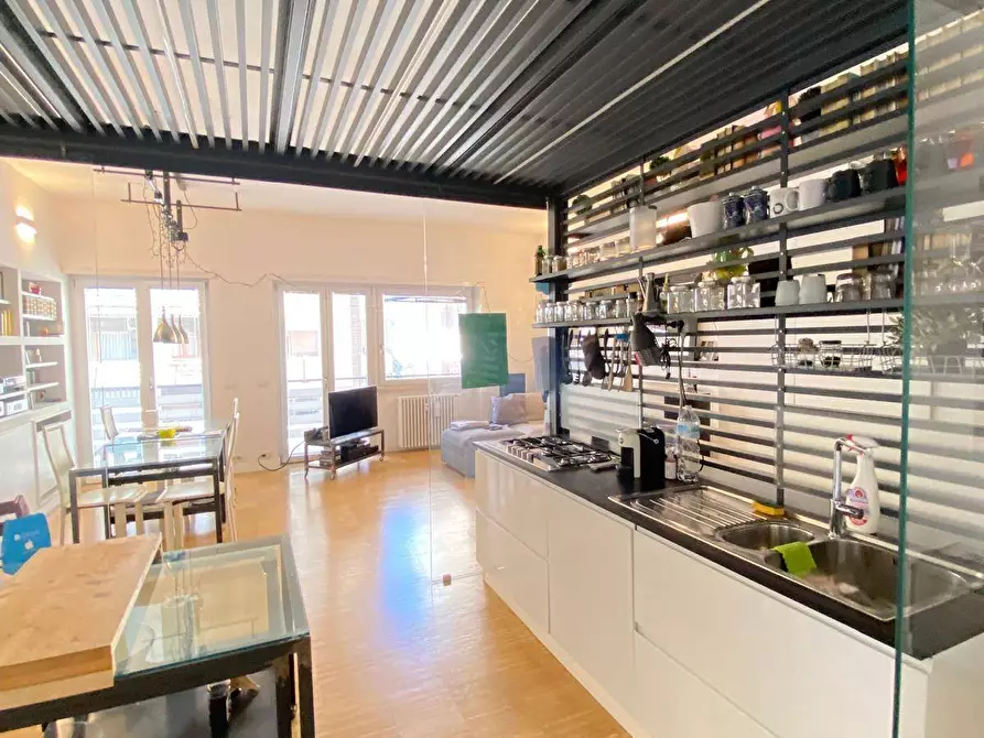 Immagine 20 di Appartamento in vendita  a Roma