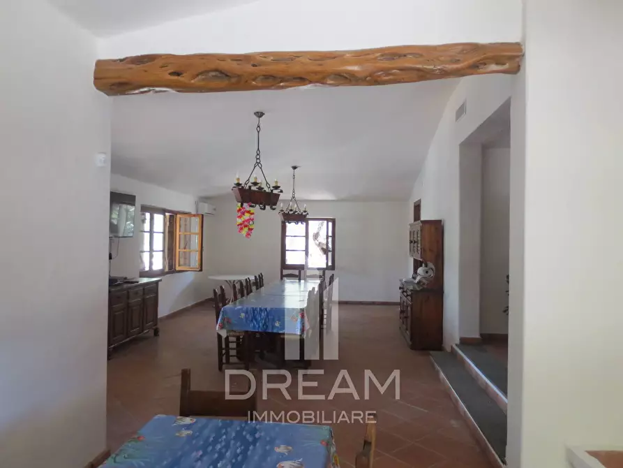 Immagine 6 di Villa in vendita  in via degli Oleandri a Villasimius