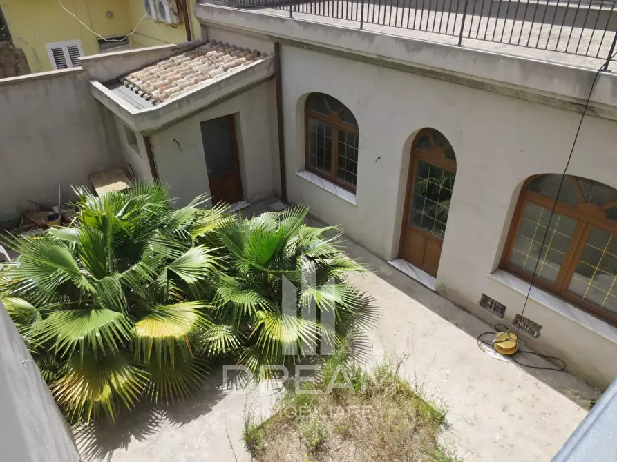 Immagine 1 di Casa indipendente in vendita  in via Eleonora D'Arborea a Quartu Sant'elena