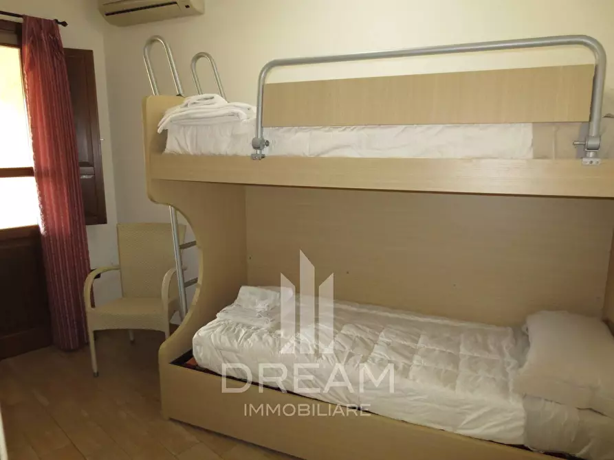 Immagine 11 di Casa semindipendente in vendita  in via Cadorna a Villasimius