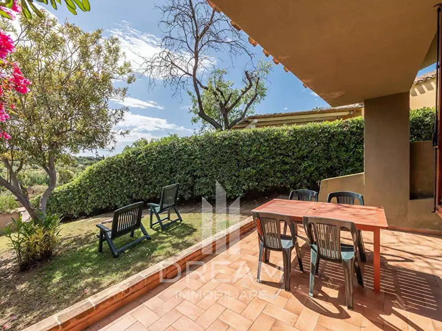 Immagine 2 di Villetta a schiera in vendita  a Villasimius