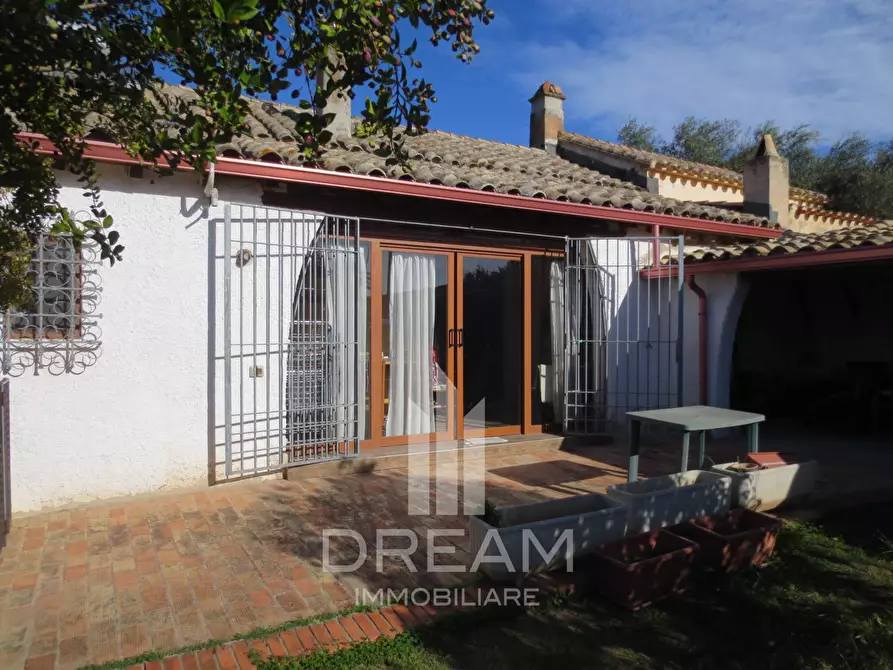 Immagine 3 di Casa indipendente in vendita  in via dei Mandorli a Quartucciu