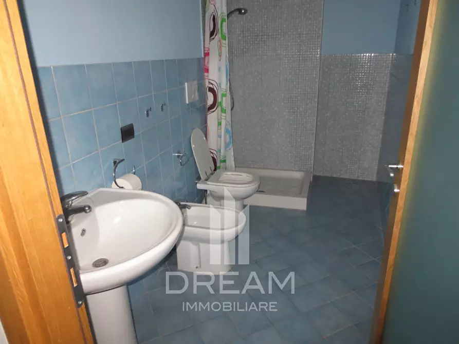 Immagine 22 di Palazzo in vendita  in via Tirso a Oristano