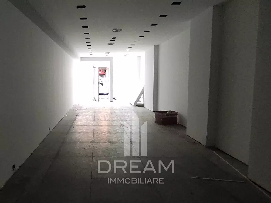 Immagine 24 di Palazzo in vendita  in via Tirso a Oristano