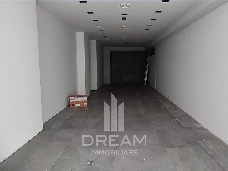 Immagine 26 di Palazzo in vendita  in via Tirso a Oristano