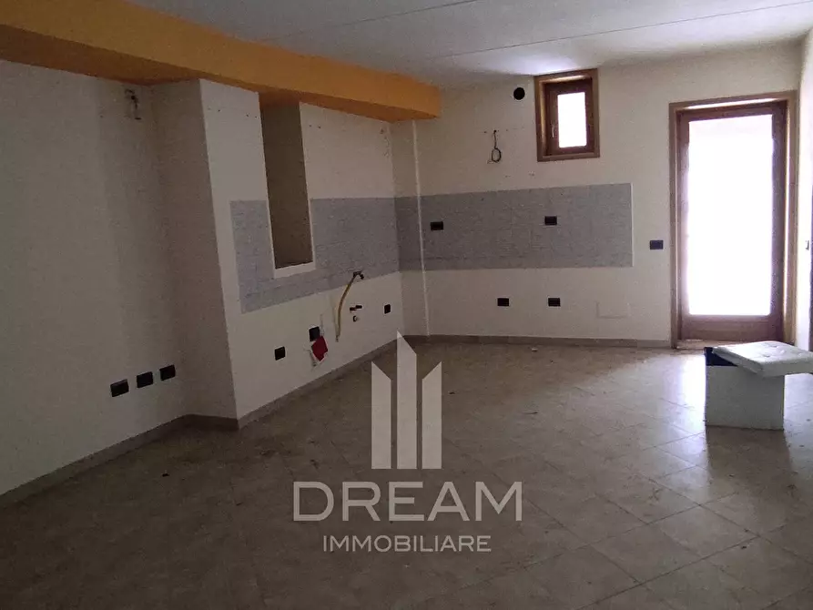 Immagine 29 di Palazzo in vendita  in via Tirso a Oristano