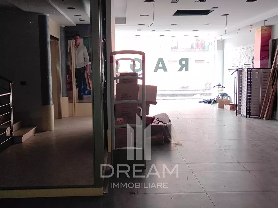 Immagine 30 di Palazzo in vendita  in via Tirso a Oristano