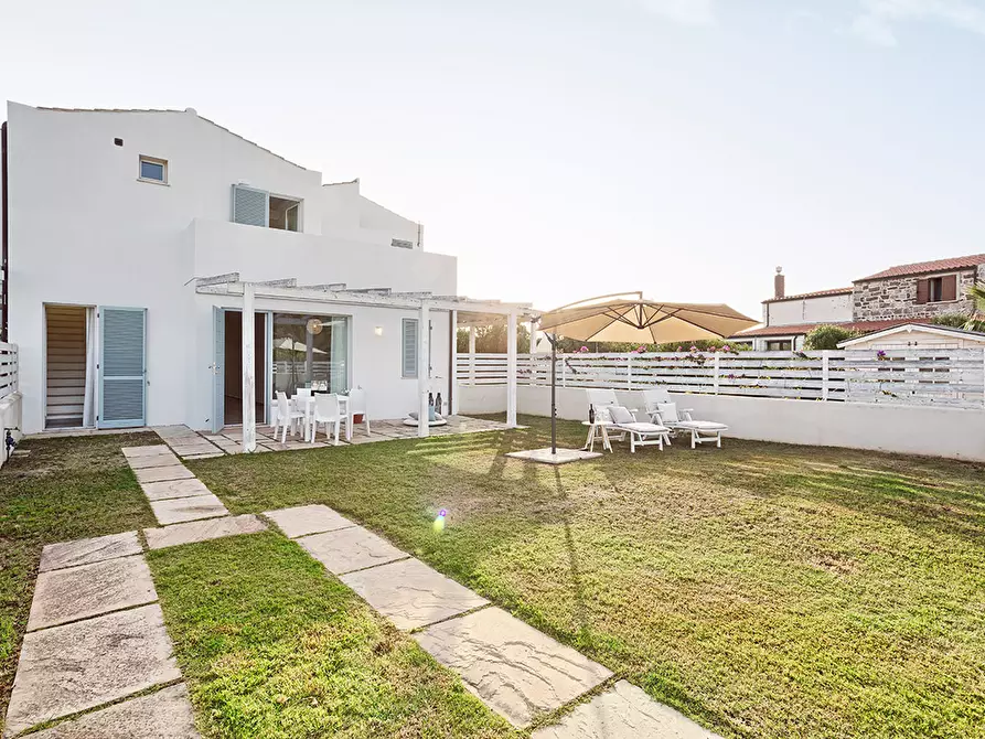 Immagine 15 di Villetta a schiera in vendita  in Vico IV Canetti a Calasetta