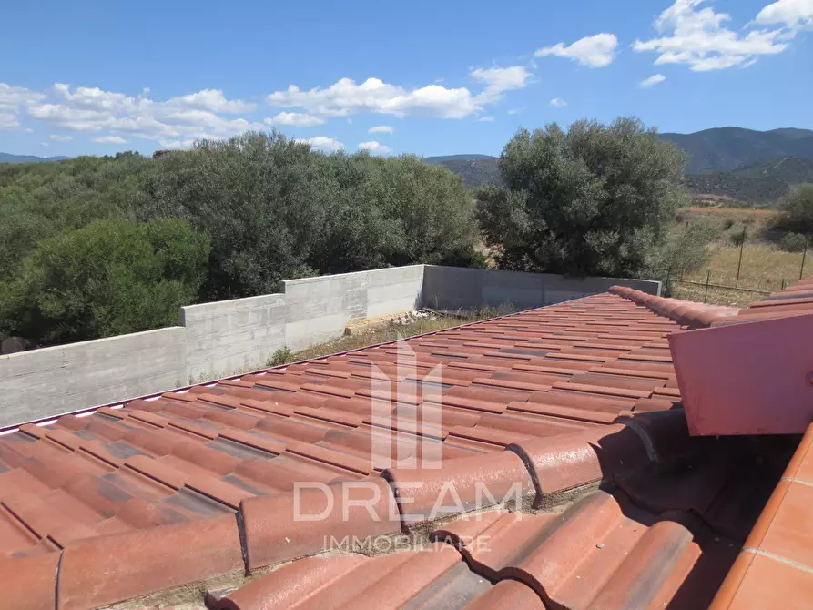 Immagine 8 di Casa bifamiliare in vendita  in via dei Ginepri a Quartu Sant'elena