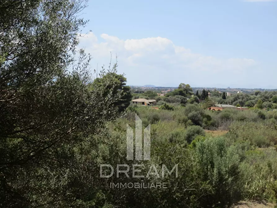 Immagine 2 di Terreno residenziale in vendita  in via degli Abeti a Quartu Sant'elena