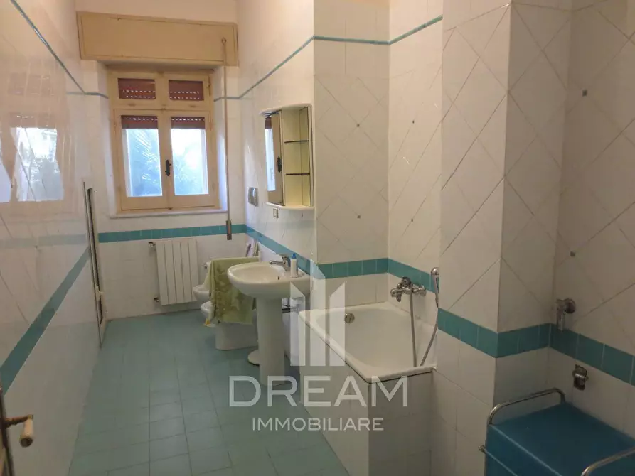 Immagine 9 di Villa in vendita  in via Benedetto Croce a Quartu Sant'elena