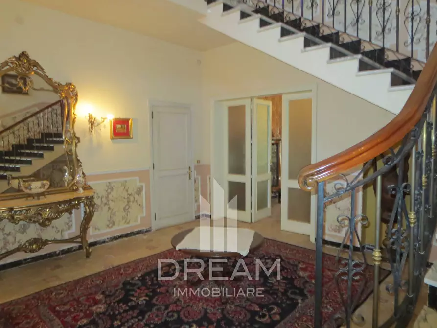 Immagine 5 di Villa in vendita  in via Benedetto Croce a Quartu Sant'elena