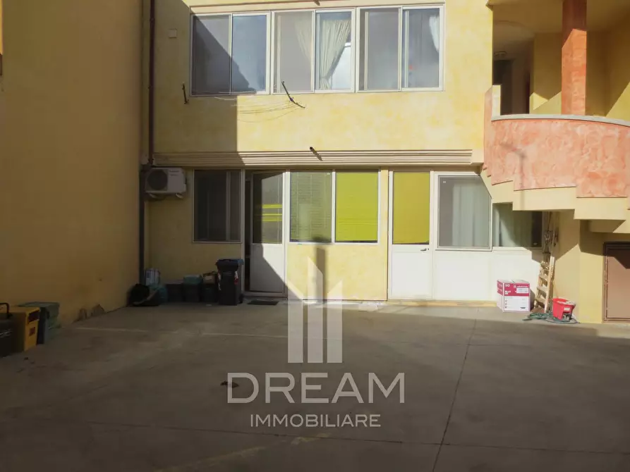 Immagine 9 di Appartamento in vendita  in via Leoncavallo a Quartu Sant'elena
