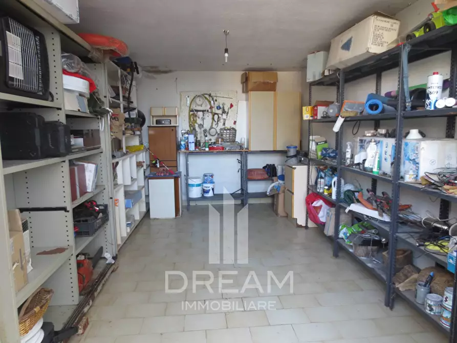 Immagine 25 di Casa bifamiliare in vendita  in via Sussalai a Quartu Sant'elena