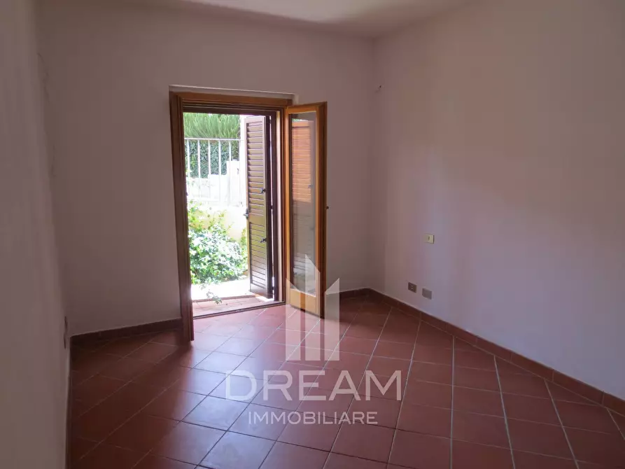 Immagine 3 di Casa semindipendente in vendita  in via Isonzo a Domus De Maria