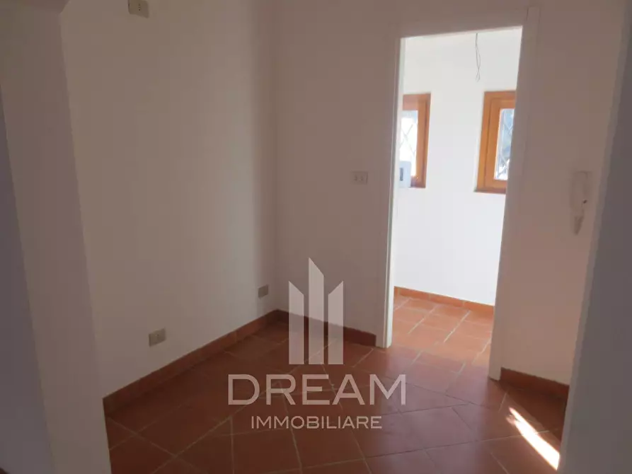 Immagine 6 di Casa semindipendente in vendita  in via Isonzo a Domus De Maria