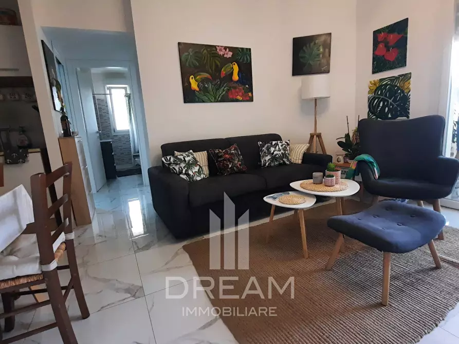 Immagine 7 di Appartamento in vendita  in VIA UNGHERIA a Quartu Sant'elena